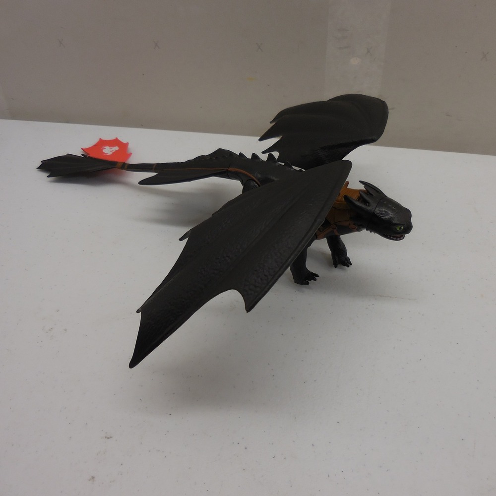 How To Train Your Dragon Toothless Barrel Roll Attack Figure 2013 Spin Master